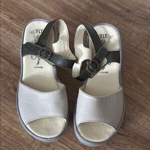 Fly London Women's Two-Tone Leather Slingback Sandals in Light Gray and Black